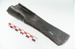 Foto von Eisenbeil (NHMW-PRAE-024399)